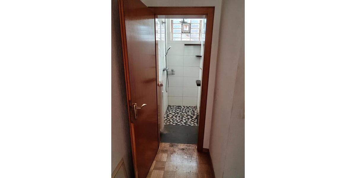 Erdgeschoßwohnung Oberhausen Alsfeld - 1 Zimmer, 100 m&sup2;, 980&euro; | Angebot:27626513