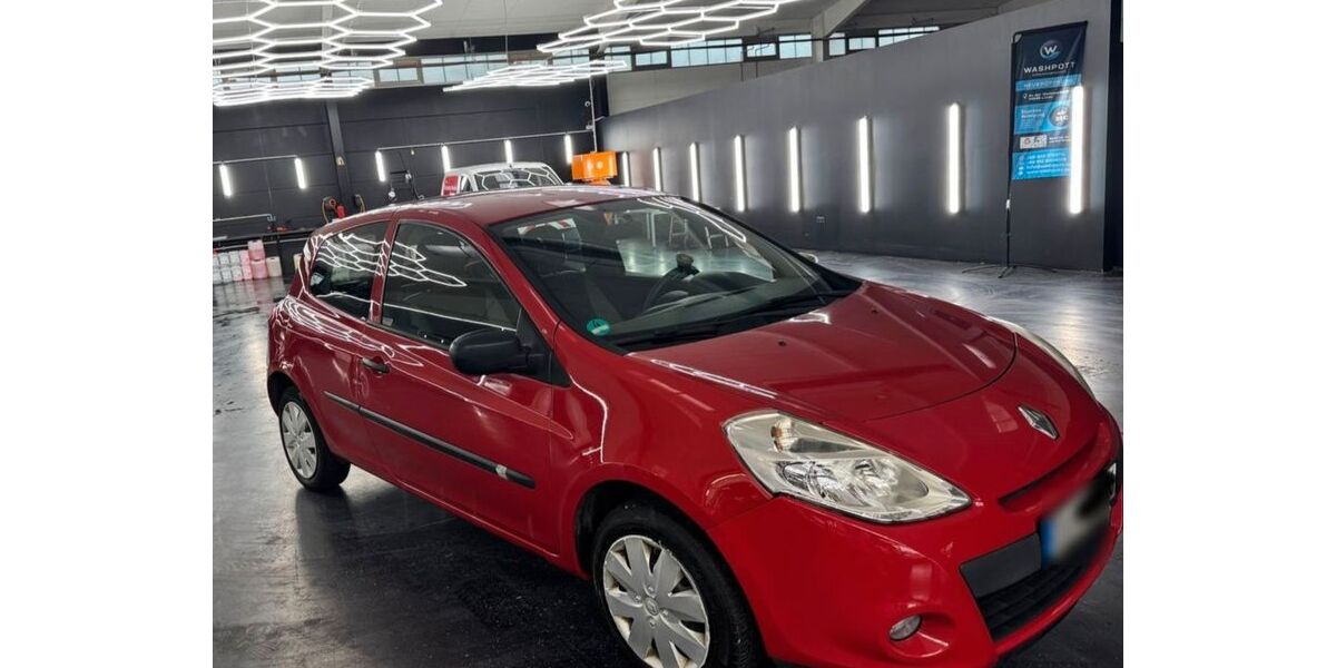 Renault Clio 63.000 km 2.200 &euro; Dortmund 44263