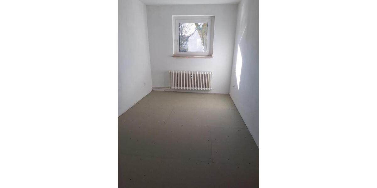 Erdgeschoßwohnung Gelsenkirchen Gelsenkirchen-Mitte - 3.5 Zimmer, 52 m&sup2;, 325&euro; | Angebot:26329868