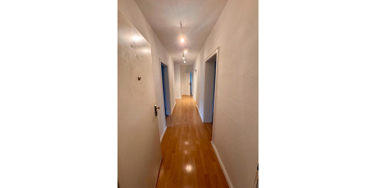Erdgeschoßwohnung Mülheim an der Ruhr Rechtsruhr-Nord - 4 Zimmer, 85 m&sup2;, 650&euro; | Angebot:26448001