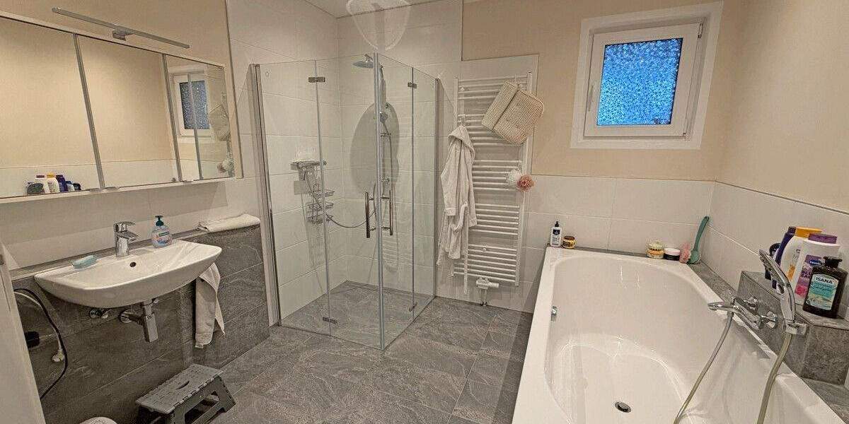 Einfamilienhaus Hünxe Krudenburg - 8 Zimmer, 246 m&sup2;, 485.000&euro; | Angebot:25684454