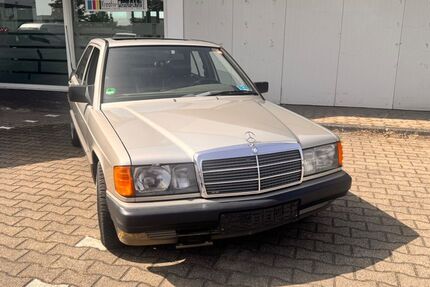 Mercedes-Benz 190 256.178 km 2.300 &euro; Dortmund 44329