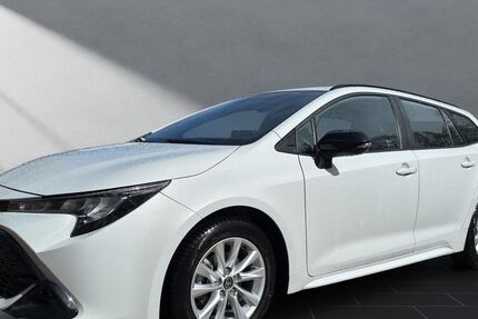 Toyota Corolla 17.008 km 25.950 &euro; Dinslaken 46537