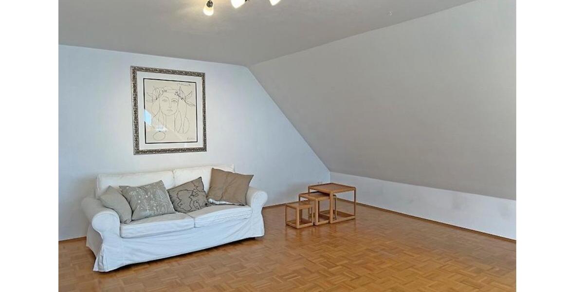 Etagenwohnung Oberhausen Schmachtendorf - 3 Zimmer, 84 m&sup2;, 800&euro; | Angebot:27605418