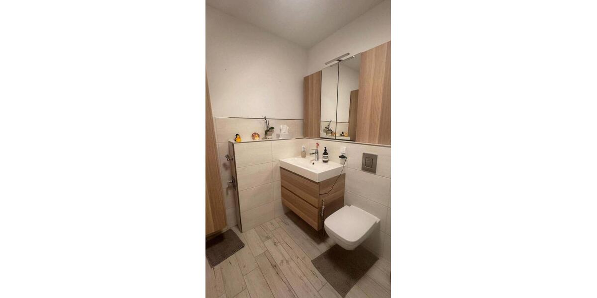Etagenwohnung Bochum - 3 Zimmer, 102 m&sup2;, 1.100&euro; | Angebot:27626636