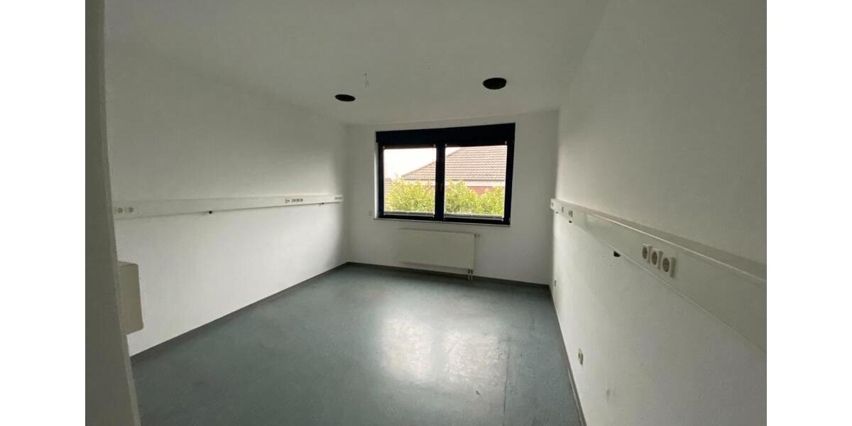 Gewerbeobjekt Dinslaken Hiesfeld - 640&euro; | Angebot:26081735