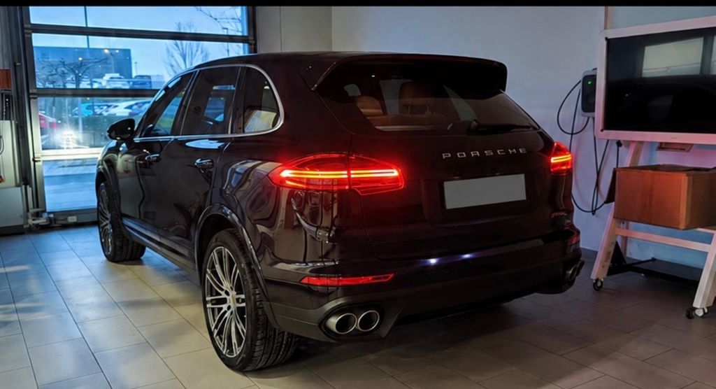 Porsche Cayenne 193.000 km 31.500 &euro; Lünen 44532