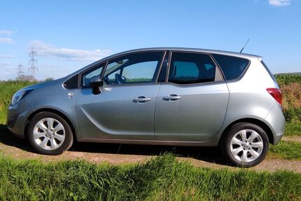 Opel Meriva 72.500 km 6.700 &euro; Essen 45289