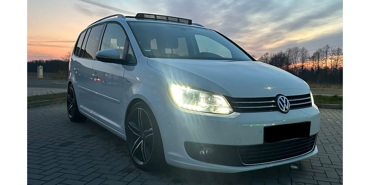 VW Touran 98.000 km 13.100 &euro; Olfen 59399