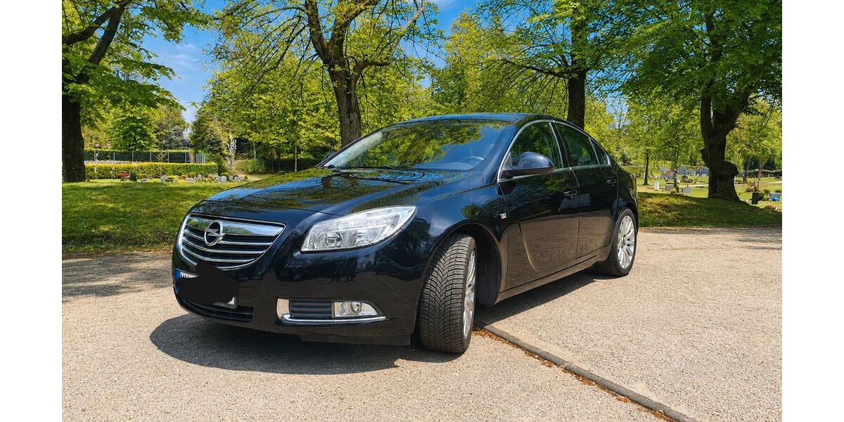 Opel Insignia 123.200 km 6.990 &euro; Mülheim a.d.R. 45472