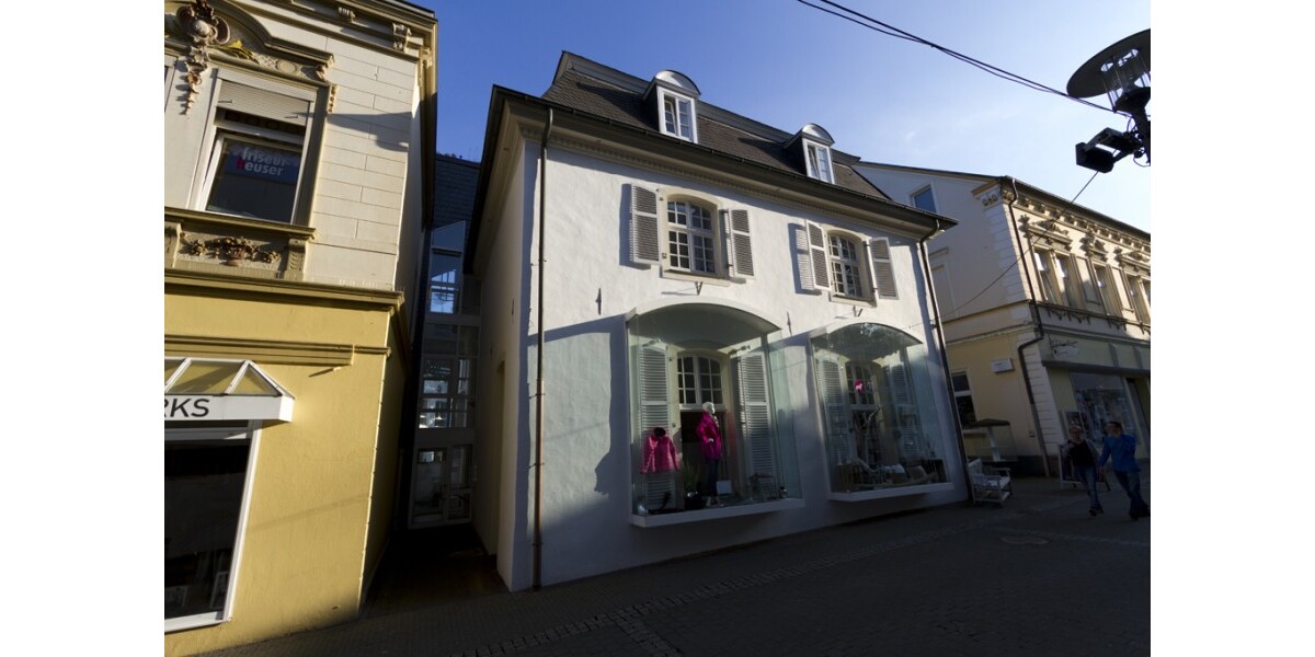 RE Zentrum, das " Wulffsche Haus