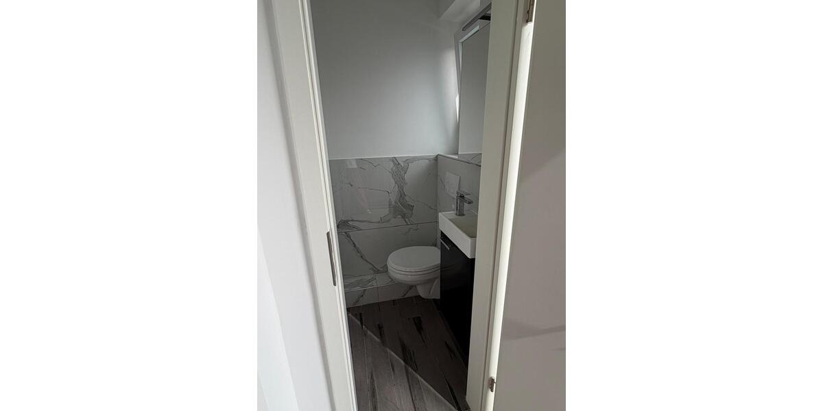 Doppelhaushälfte Essen Stadtbezirk V - 4.5 Zimmer, 150 m&sup2;, 2.800&euro; | Angebot:27615851