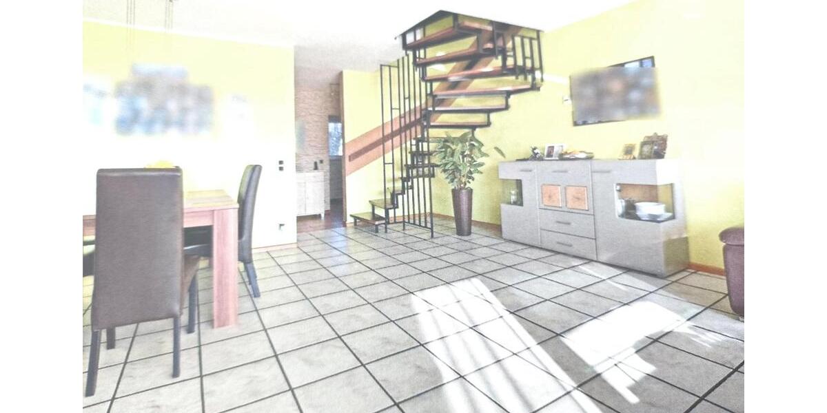 Etagenwohnung Voerde (Niederrhein) - 4 Zimmer, 104 m&sup2;, 200.000&euro; | Angebot:27535033
