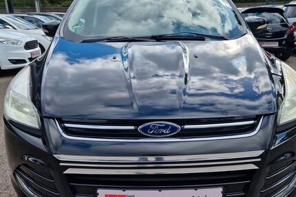 Ford Kuga 123.000 km 9.250 &euro; Bottrop 46238