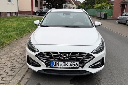 Hyundai i30 72.000 km 18.500 &euro; Lünen 44532