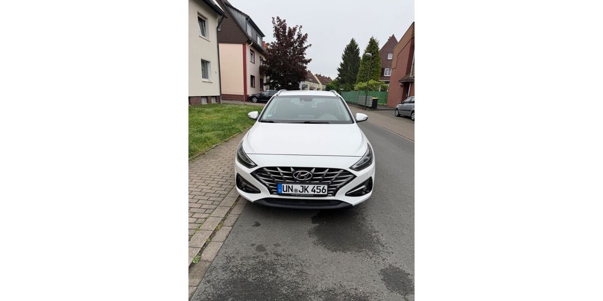 Hyundai i30 72.000 km 18.500 &euro; Lünen 44532