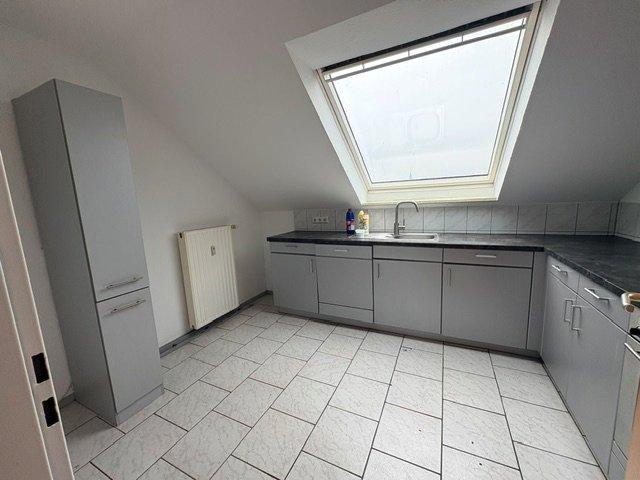 Dachgeschoßwohnung Dortmund Bövinghausen - 4 Zimmer, 77 m&sup2;, 550&euro; | Angebot:26443995