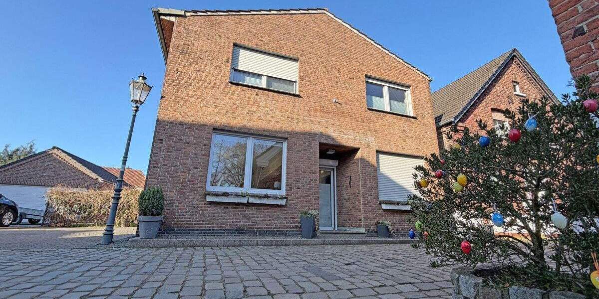 Einfamilienhaus Hünxe Krudenburg - 8 Zimmer, 246 m&sup2;, 485.000&euro; | Angebot:25684454