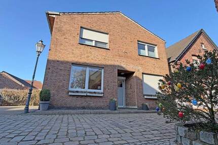 Haus Hünxe Krudenburg - 8 Zimmer, 246 m&sup2;, 485.000&euro; | Angebot:25684454
