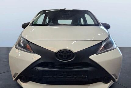 Toyota Aygo (X) 103.000 km 5.600 &euro; Gelsenkirchen 45897