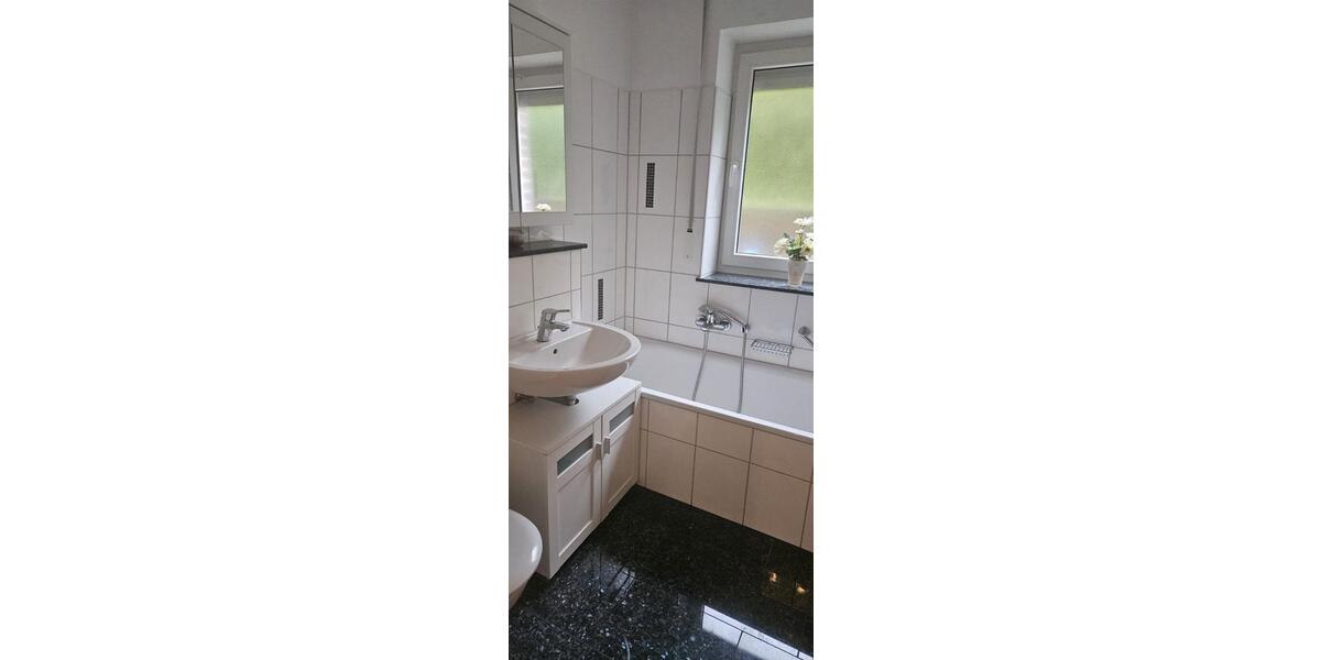 Erdgeschoßwohnung Bottrop Feldhausen - 2 Zimmer, 85 m&sup2;, 815&euro; | Angebot:26453755