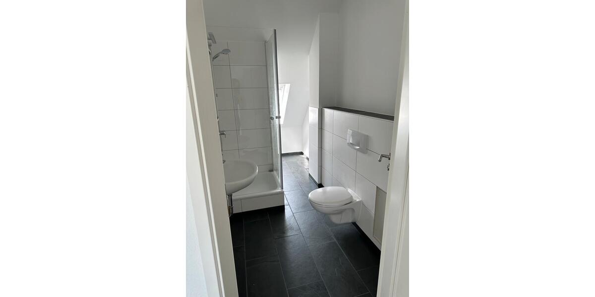 Einfamilienhaus Bochum Bochum-Südwest - 6.5 Zimmer, 200 m&sup2;, 1.952&euro; | Angebot:27615731