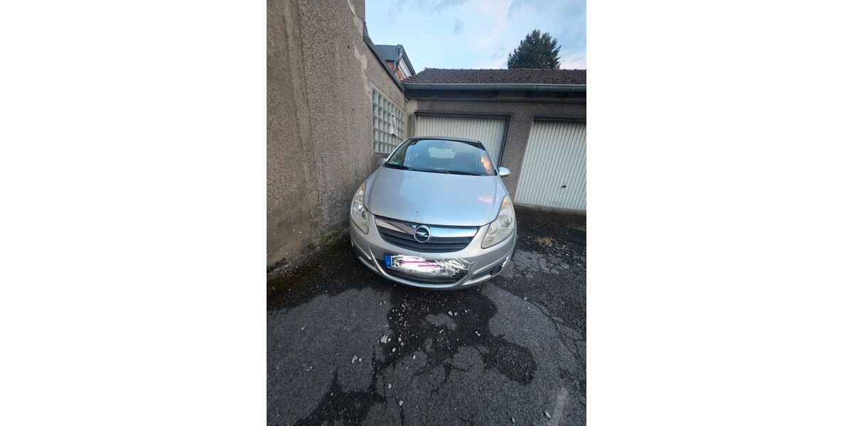 Opel Corsa 30.000 km 750 &euro; Recklinghausen 45661