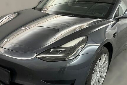 Tesla Model 3 63.200 km 24.900 &euro; Bochum 44803