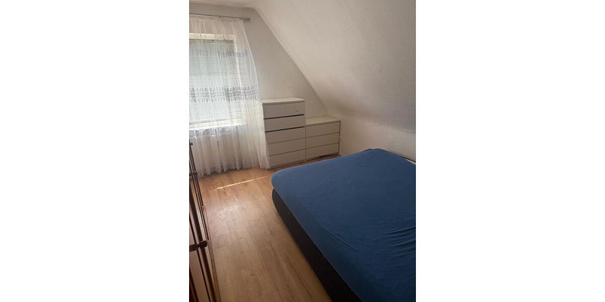 Dachgeschoßwohnung Herne Wanne - 4 Zimmer, 90 m&sup2;, 990&euro; | Angebot:26414659