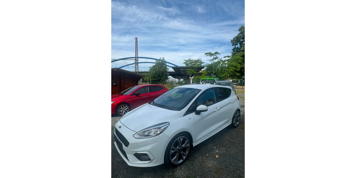 Ford Fiesta 50.100 km 9.999 &euro; Dortmund 44359