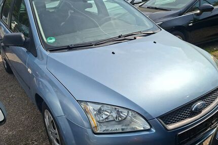 Ford Focus 140.000 km 1.999 &euro; Oberhausen 46149