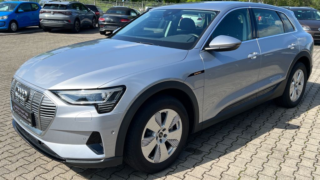 Audi e-tron 61.575 km 28.998 &euro; Datteln 45711