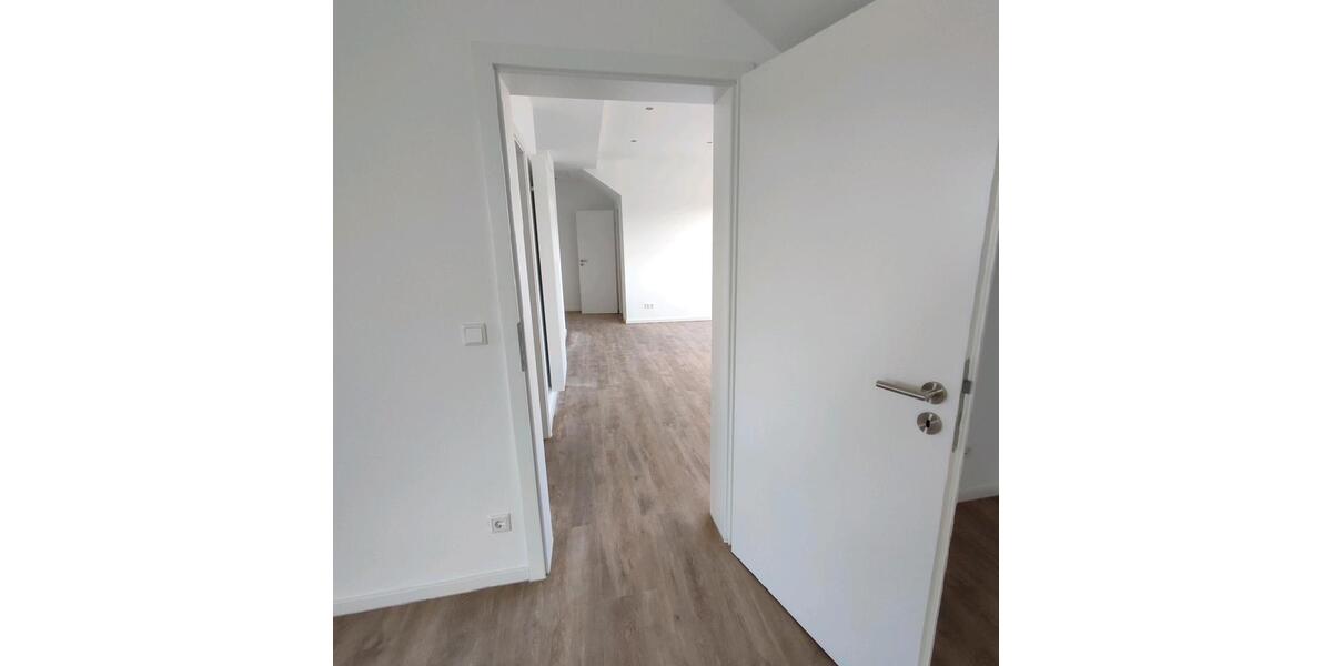 Dachgeschoßwohnung Borken - 2 Zimmer, 65 m&sup2;, 850&euro; | Angebot:26446356