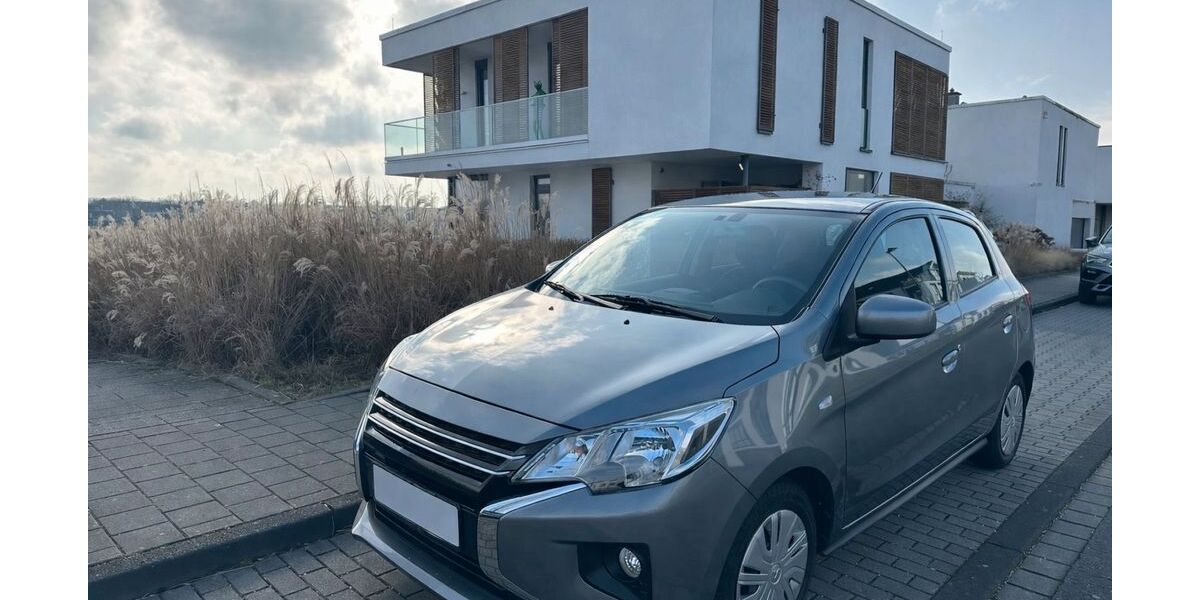Mitsubishi Space Star 10.000 km 9.690 &euro; Dortmund 44309