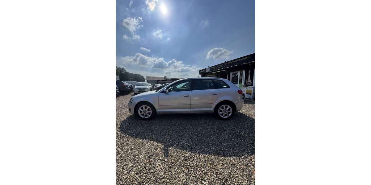 Audi A3 171.000 km 5.990 &euro; Voerde (Niederrhein) 46562