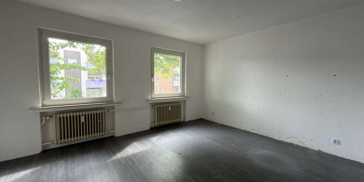 Mehrfamilienhaus mit Potenzial in Dinslaken-Bruch – 5 Wohneinheiten, Garten & Garagen - Mehrfamilienhaus, Wohnhaus Dinslaken Lohberg | Angebot:26971196