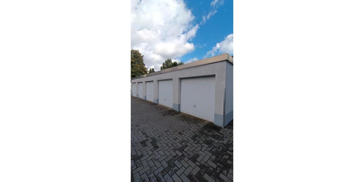 Etagenwohnung Oberhausen - 1 Zimmer, 61 m&sup2;, 850&euro; | Angebot:27629218