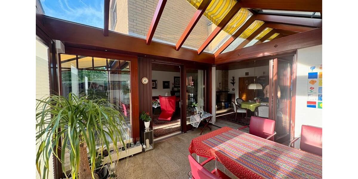 Reihenhaus Lünen - 10 Zimmer, 220 m&sup2;, 490.000&euro; | Angebot:26476175