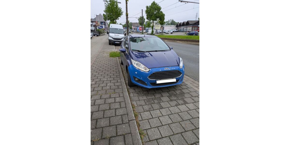 Ford Fiesta 154.379 km 2.000 &euro; Dortmund 44357