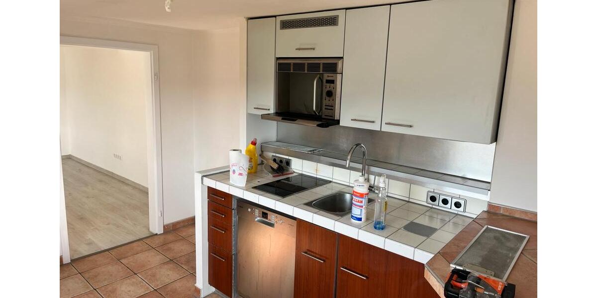 Dachgeschoßwohnung Oberhausen Alstaden - 2 Zimmer, 60 m&sup2;, 780&euro; | Angebot:26374083