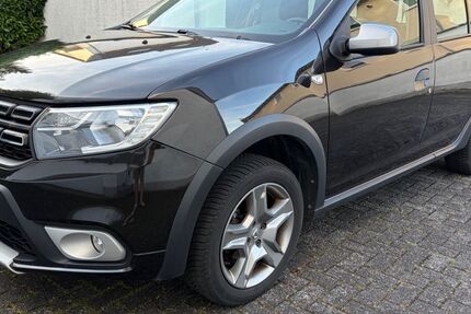 Dacia Logan 37.000 km 9.000 &euro; Dortmund 44287