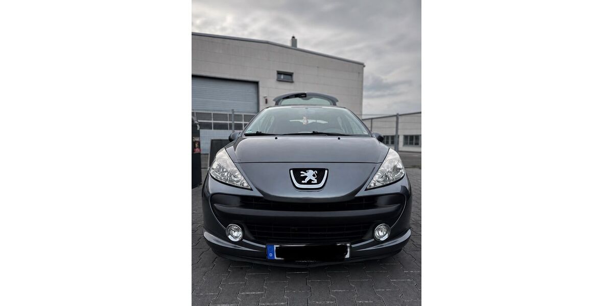 Peugeot 207 123.000 km 3.099 &euro; Bottrop 46238