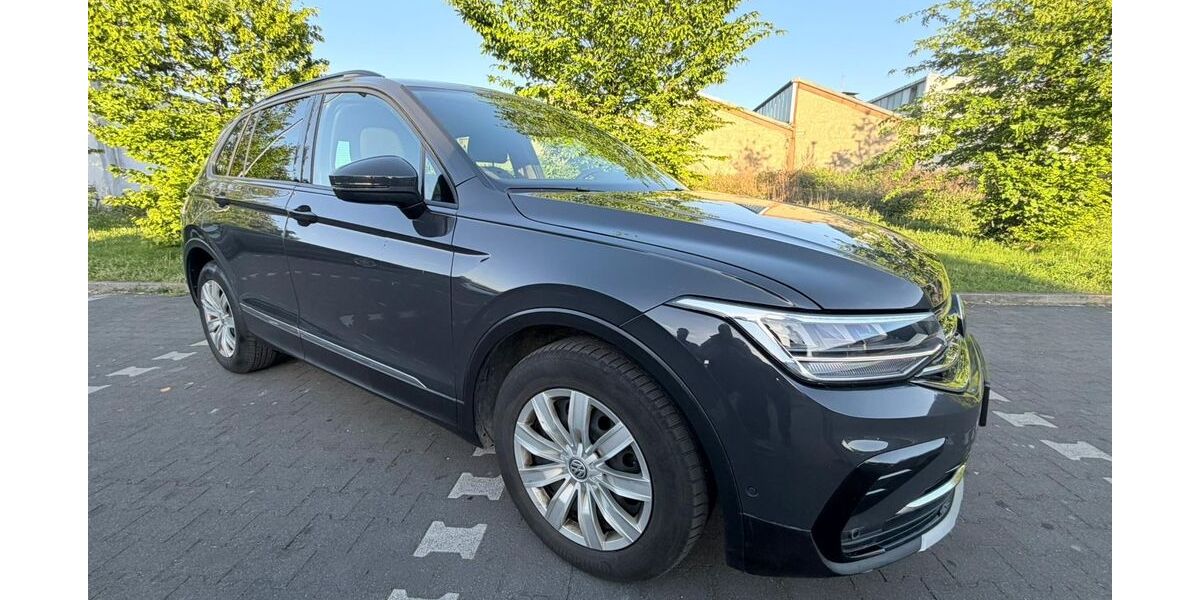 VW Tiguan 93.500 km 22.690 &euro; Dortmund 44139