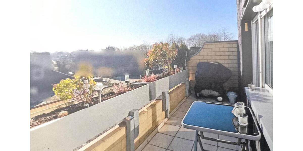 Etagenwohnung Voerde (Niederrhein) - 4 Zimmer, 104 m&sup2;, 200.000&euro; | Angebot:27535033