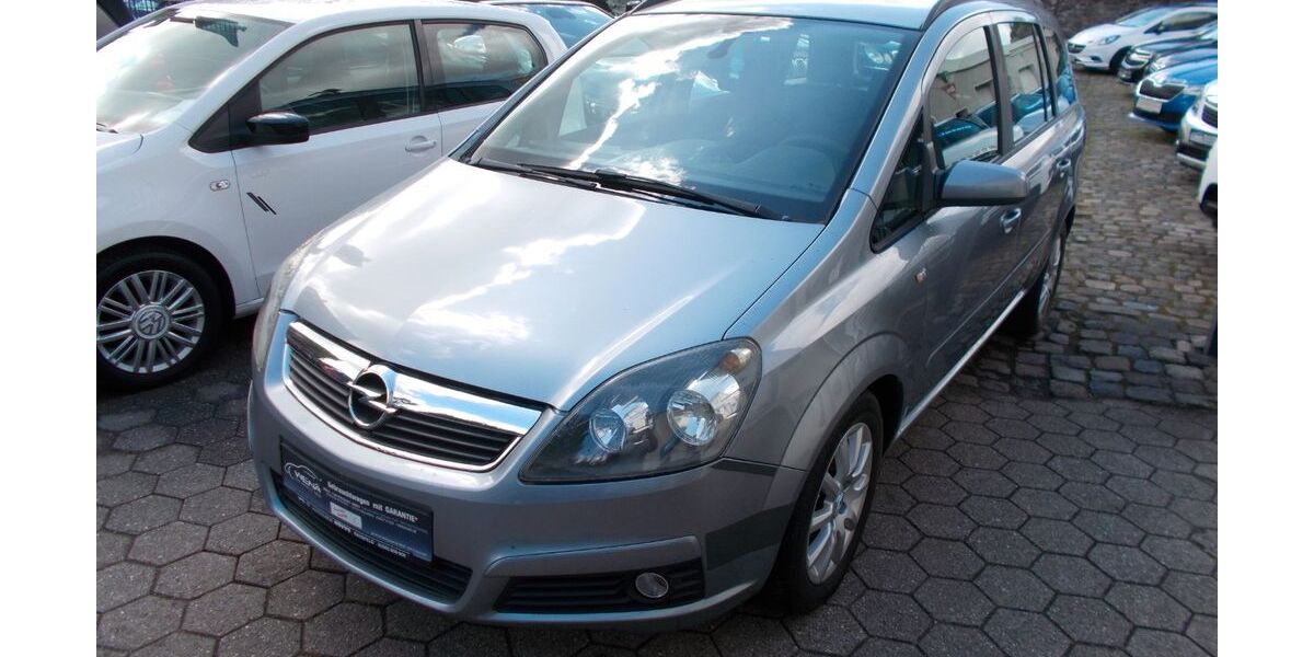 Opel Zafira 182.000 km 2.390 &euro; Bochum 44809