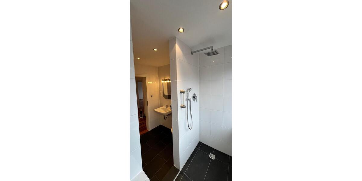 Etagenwohnung Essen Stadtbezirk II - 3 Zimmer, 101 m&sup2;, 1.200&euro; | Angebot:26456087