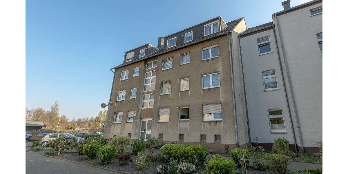 Etagenwohnung Herne Wanne - 3.5 Zimmer, 80 m&sup2;, 345&euro; | Angebot:27640472