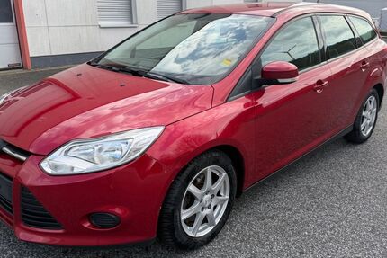 Ford Focus 261.000 km 1.799 &euro; Marl 45772