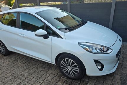 Ford Fiesta 147.800 km 6.600 &euro; Oberhausen 46149