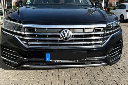 VW Touareg 176.800 km 26.400 &euro; Dorsten 46282